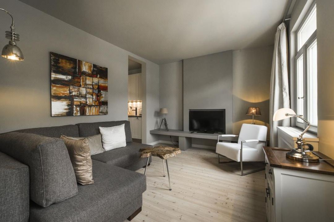 BS Luxury Suites