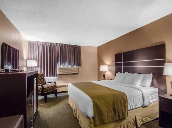 Ramada by Wyndham Whitecourt - Tap to explore photos