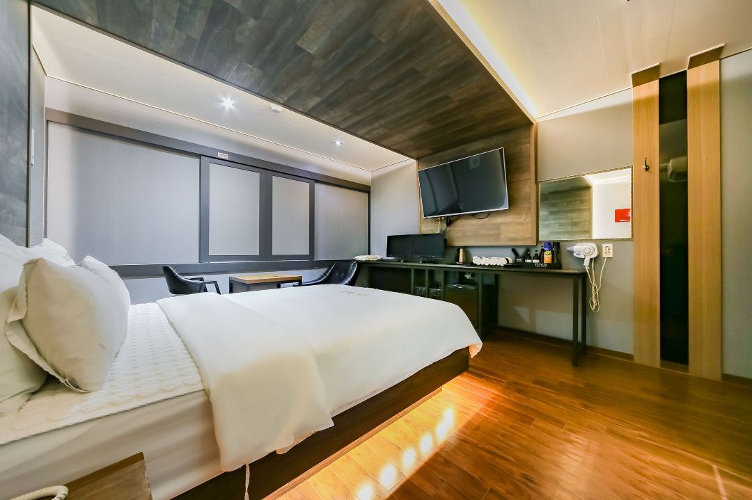 Changwon Masan Hotel Bnb