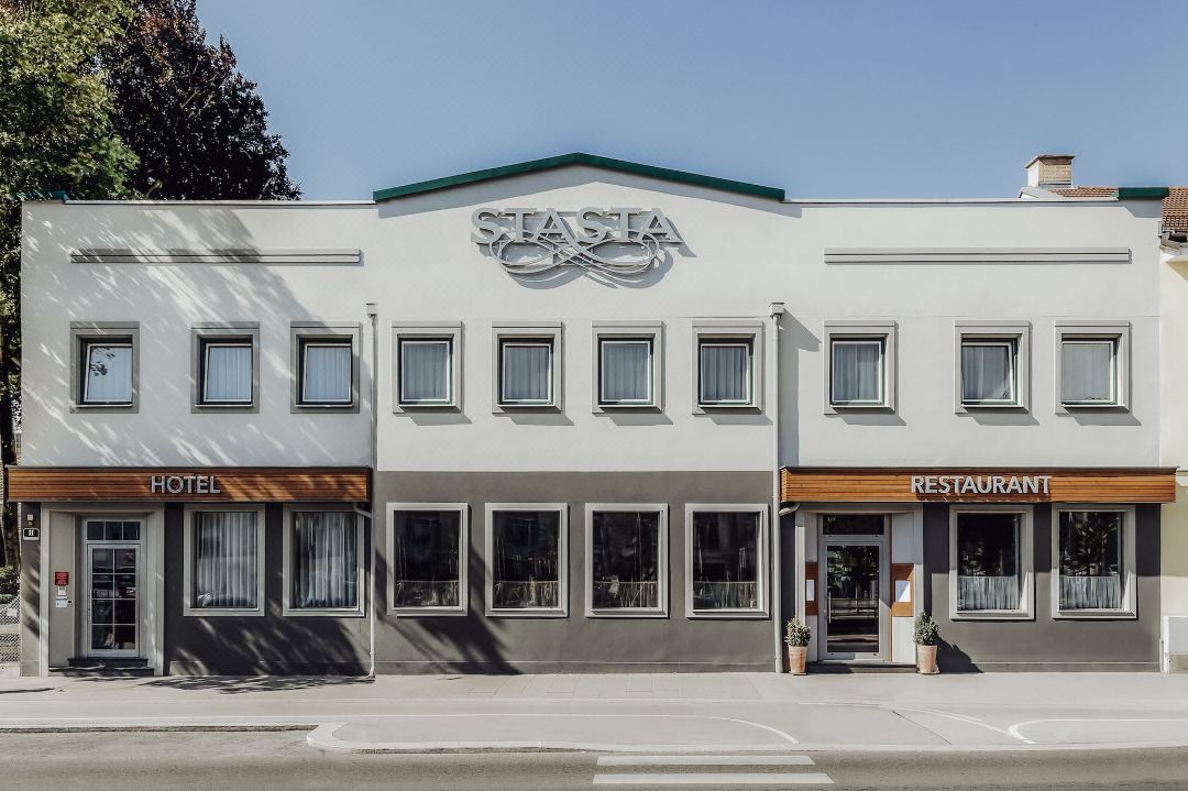 Der Stasta - New Opening