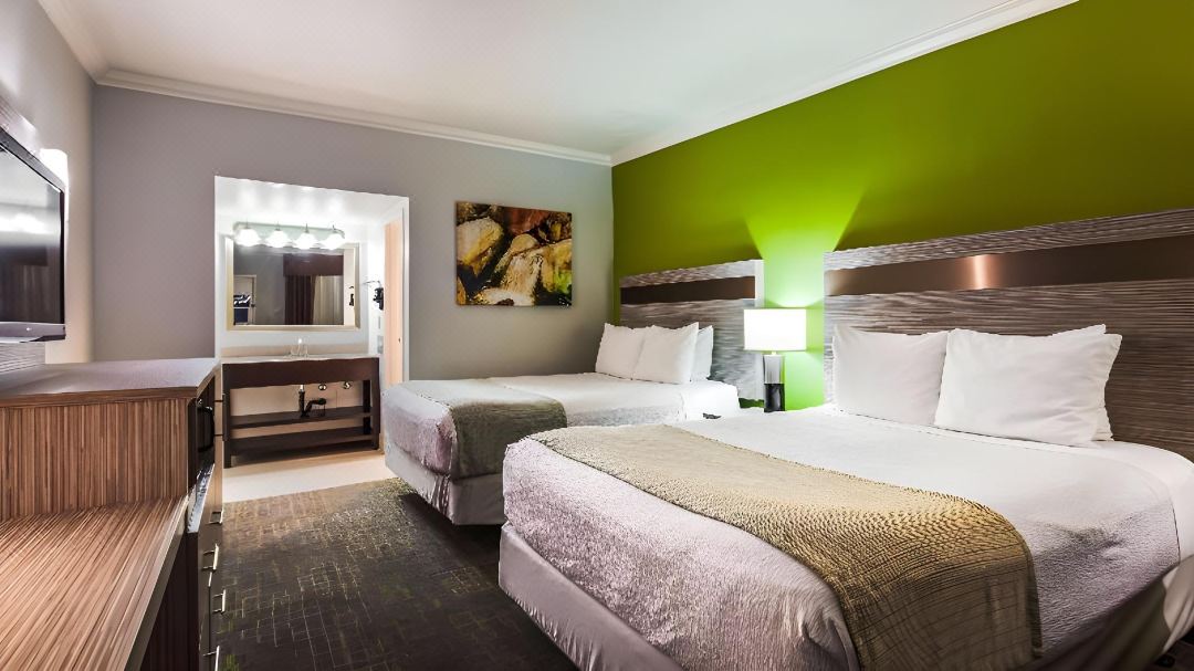 Best Western InnSuites Phoenix Hotel  Suites