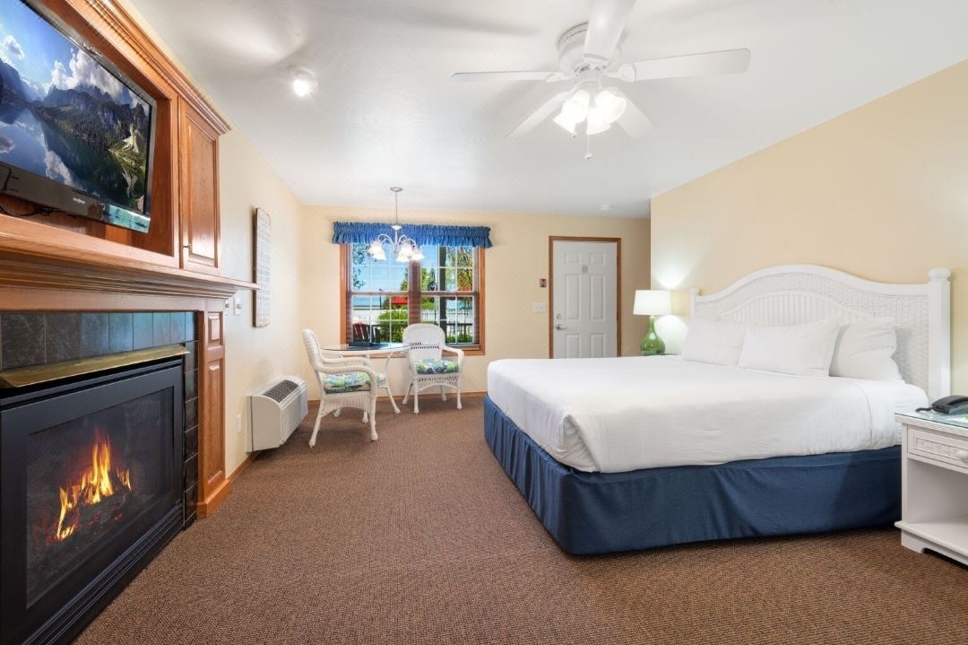Bay Breeze Resort
