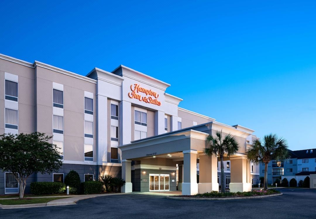 Hampton Inn & Suites Mobile I-65 @ Airport Blvd.