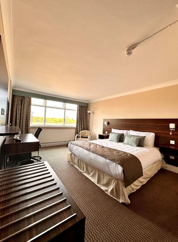 Palms Hotel & Retreat By Palette London Romford