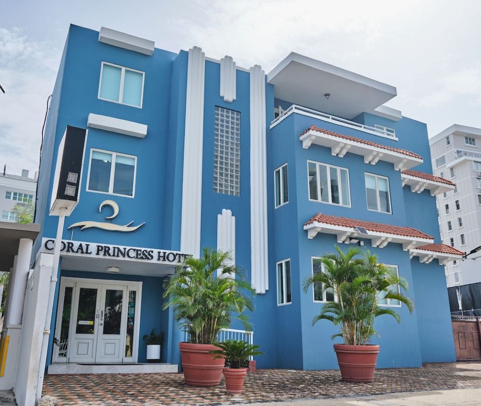 Coral Princess Hotel