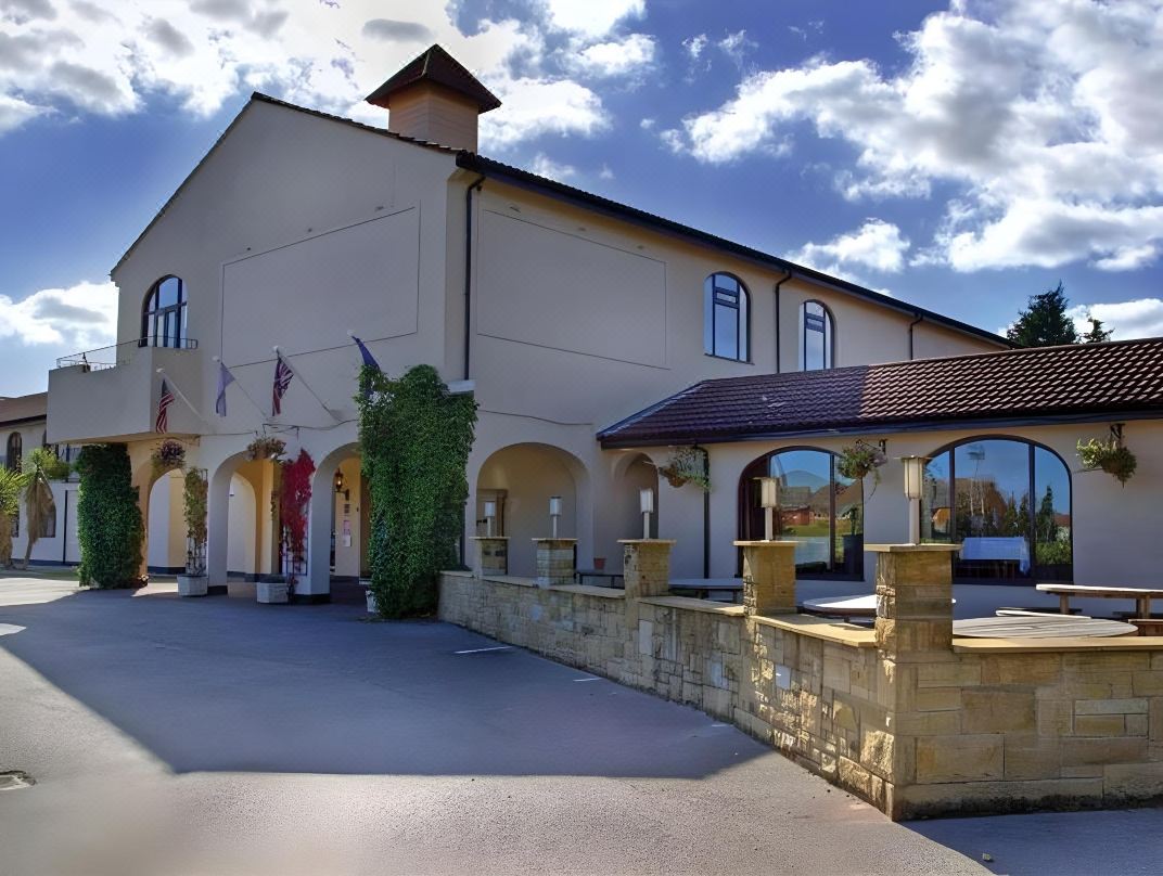 Widnes Halton Everglades Park Hotel