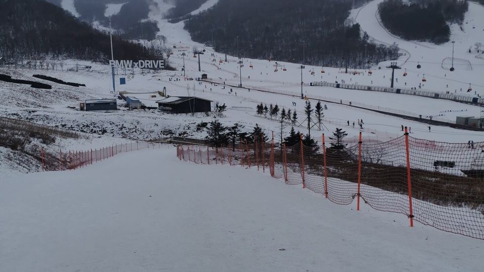 万科松花湖滑雪场雪景房公寓(松花东路分店)