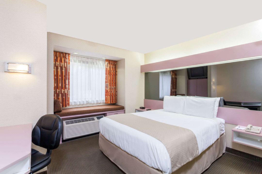 Microtel Inn & Suites by Wyndham Knoxville