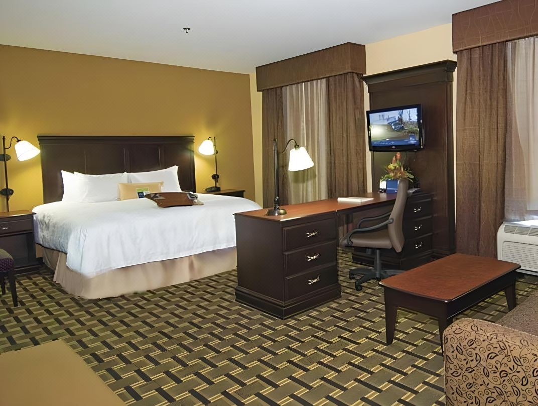 Hampton Inn & Suites Palestine