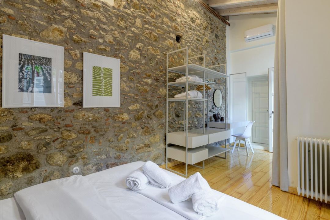 Incomparable Plaka's Luxury Apt Private Pool