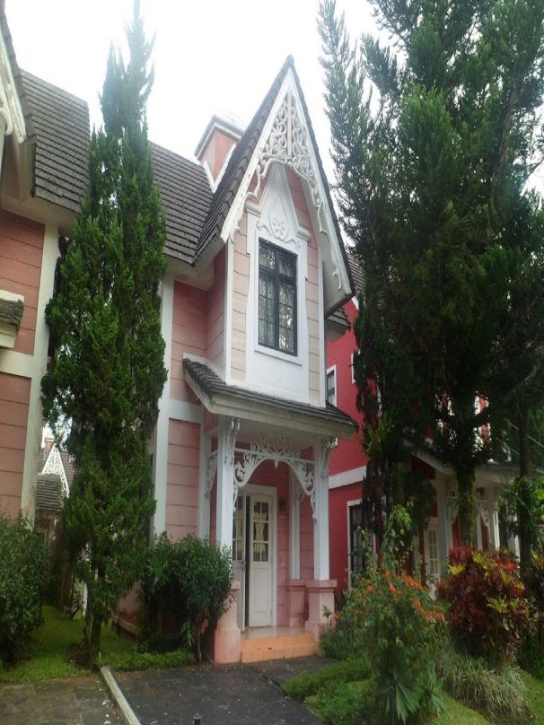 Villa Kota Bunga Tulip