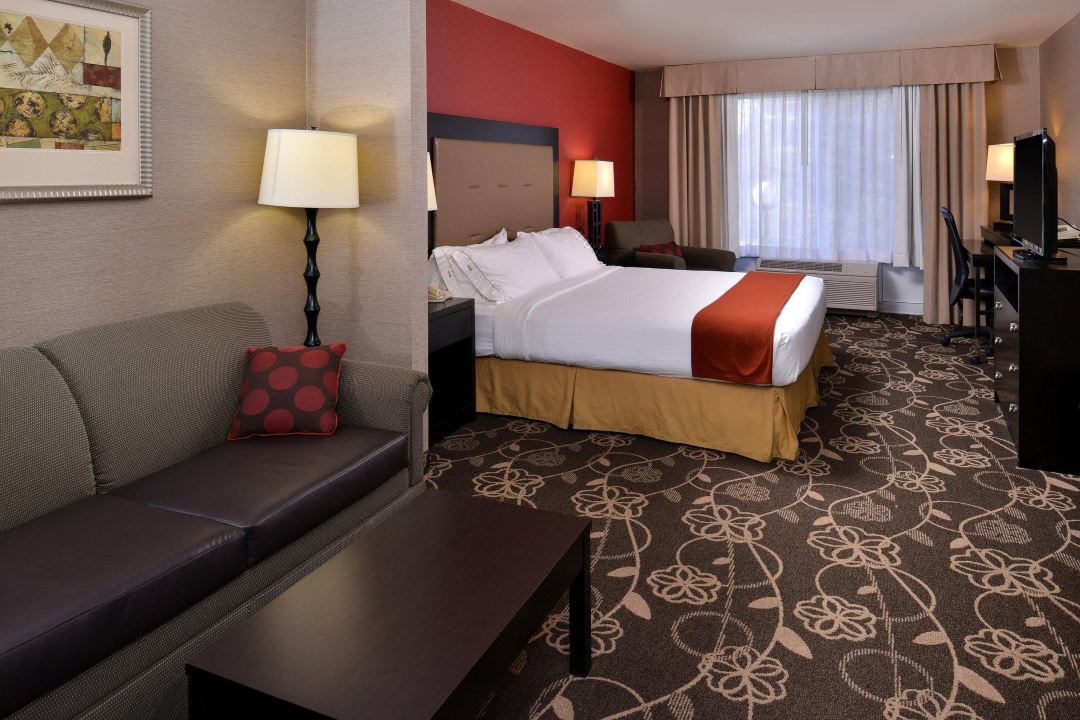 Holiday Inn Express & Suites Idaho Falls