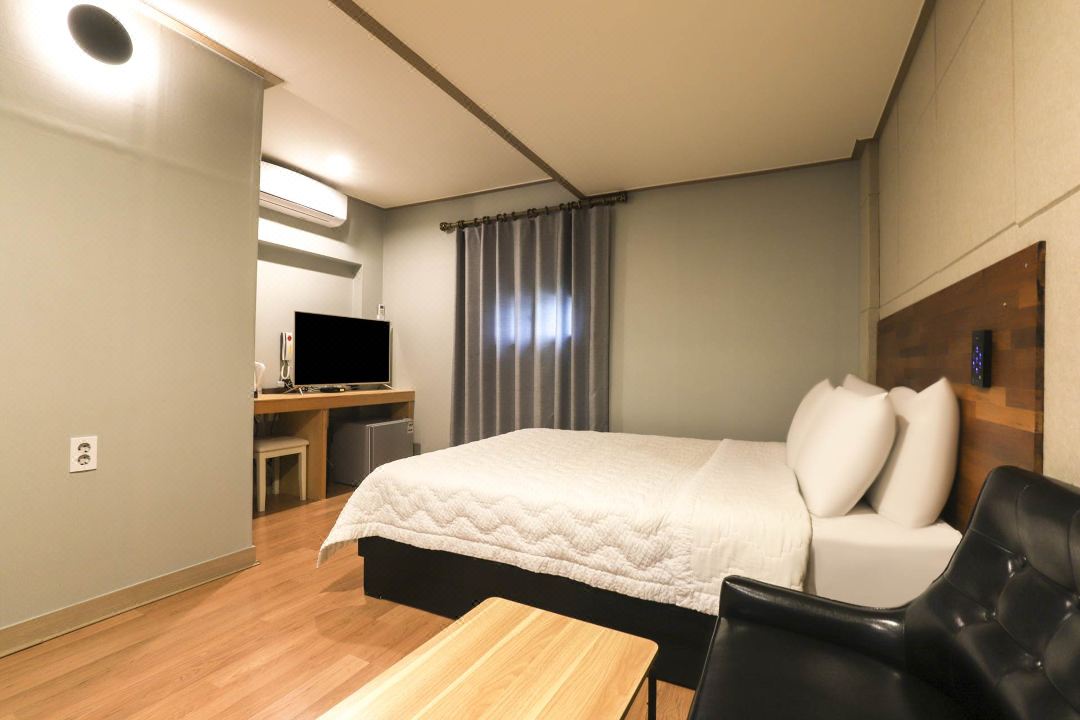 Gangneung Rest Drive-in Self Check-in Hotel