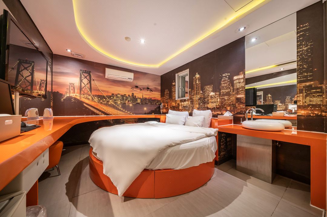 Hotel Pop Guri