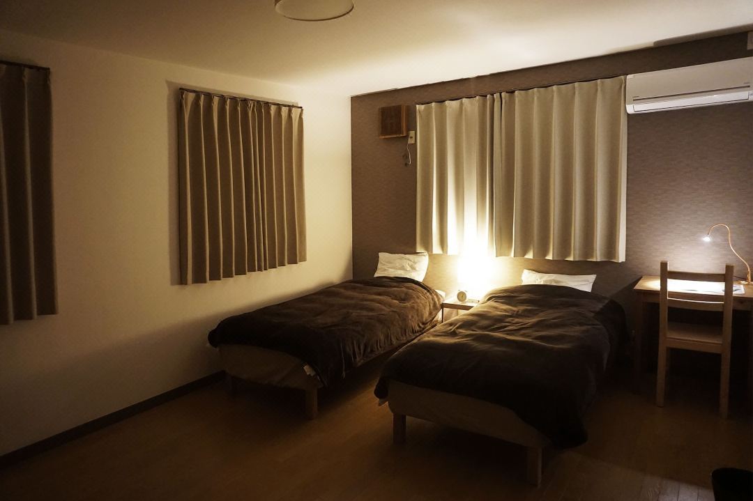 เกสท์เฮาส์ 66- โฮสเทล