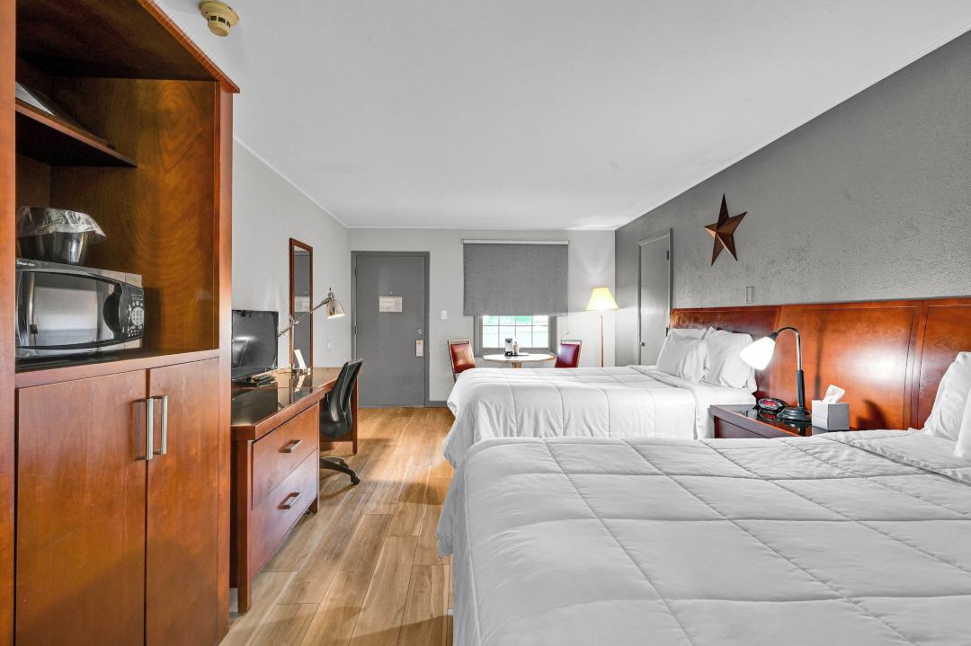 Harvest Drive Family Inn - Renovated Rooms
