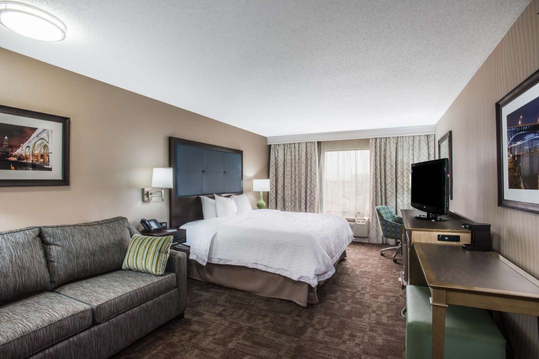 Hampton Inn Cleveland-Airport/Tiedeman Rd