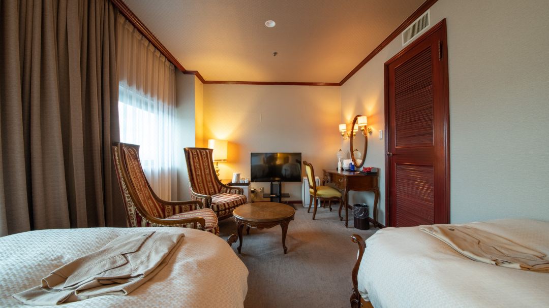 โรงแรมนิวคารินา