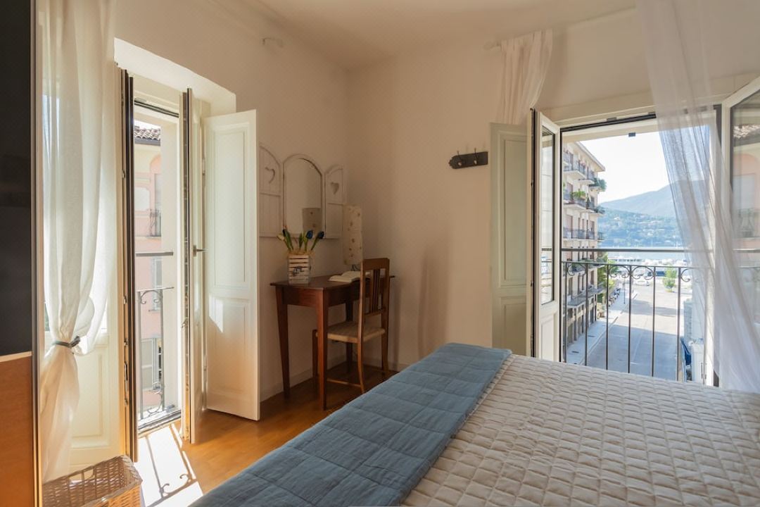 Linda Apartment 3 in Como