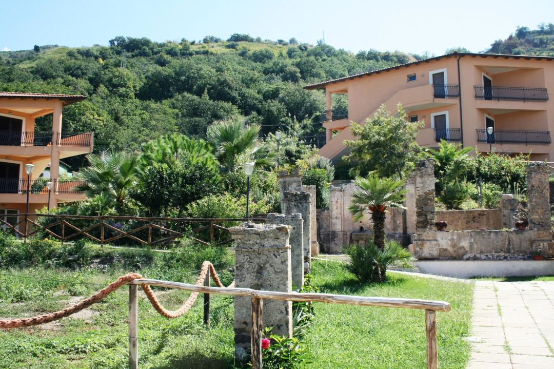 Residence Pietre Bianche ApartHotel