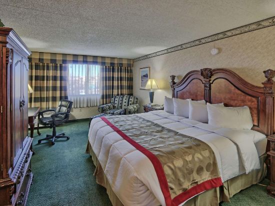 Ramada Plaza by Wyndham Albuquerque Midtown - Tap to explore photos