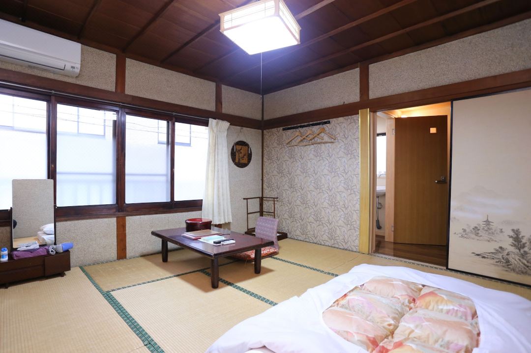日之出旅館