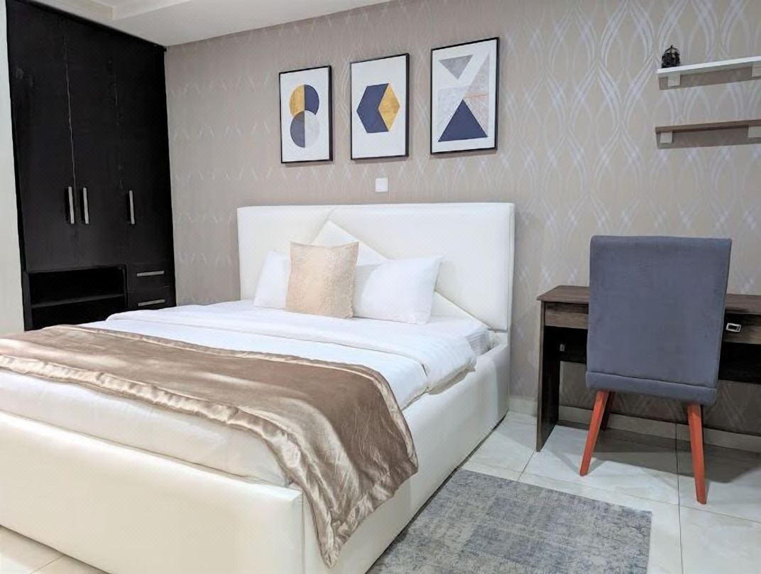 Smart Service Apartments