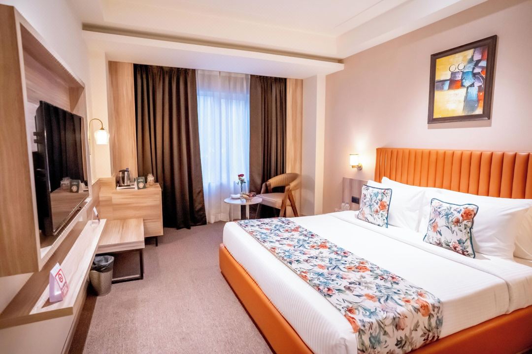 ASTER GRAND BY ZENQ SAKET