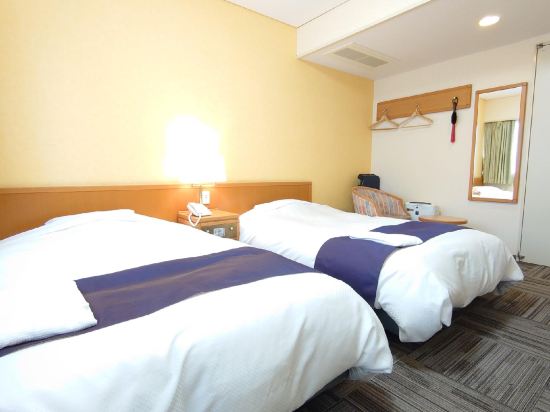 Kokura Recent Hotel - Tap to explore photos