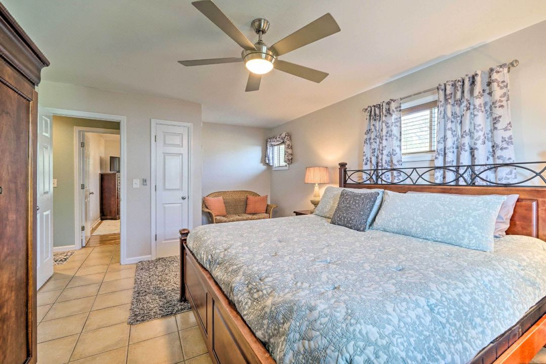 Coastal Hideaway ~ 1/2 Mi to Beach + Boardwalk!