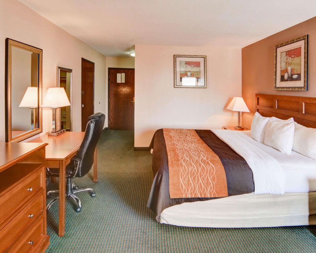 Quality Inn Forest Hill - Fort Worth South