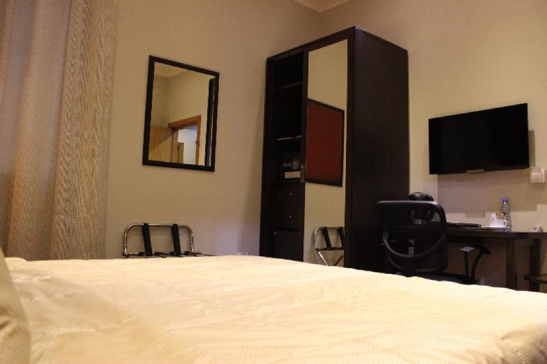 The J Hotel & Spa