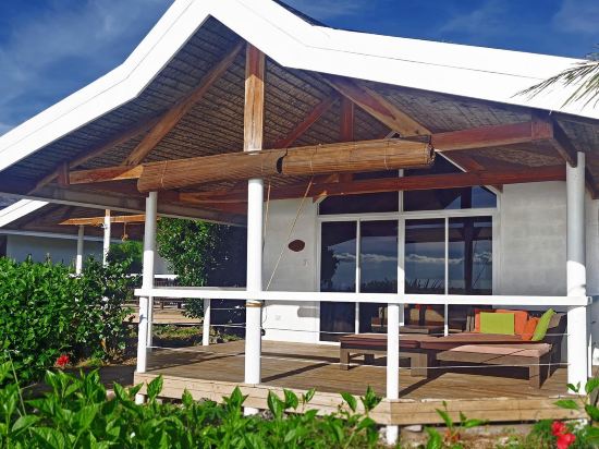 Kawayan Holiday Resort - Tap to explore photos