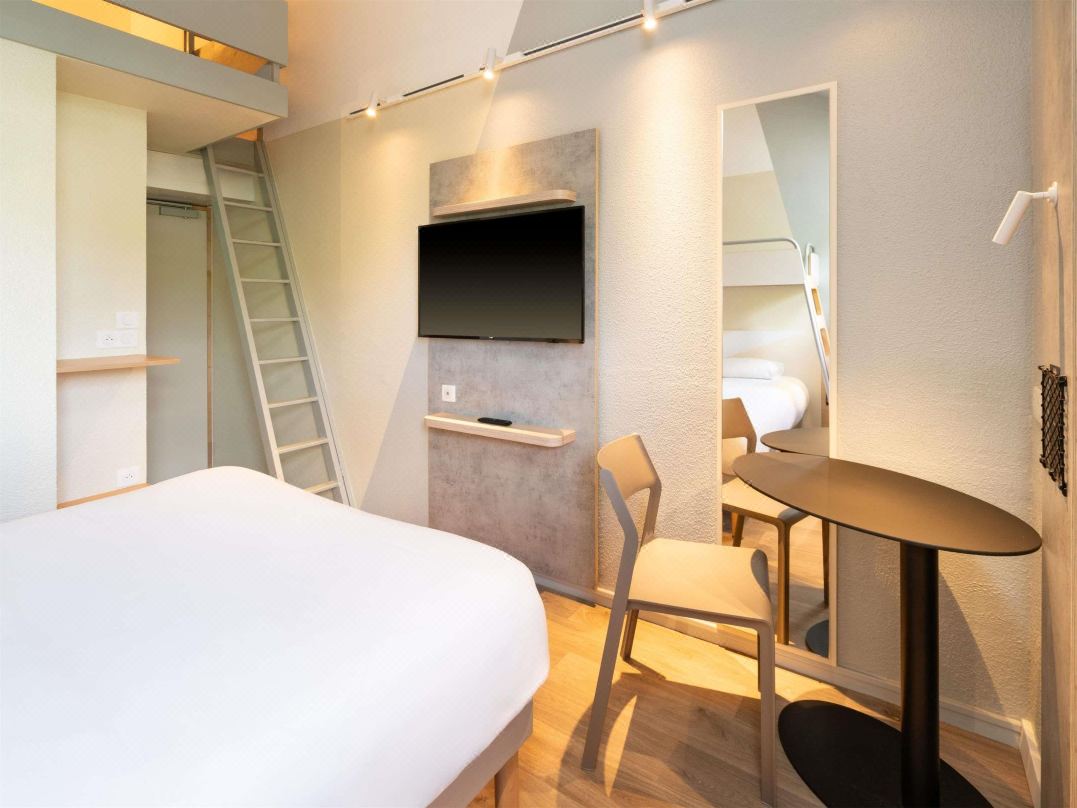 Ibis Budget Nantes Sainte Luce - Hôtel Rénové