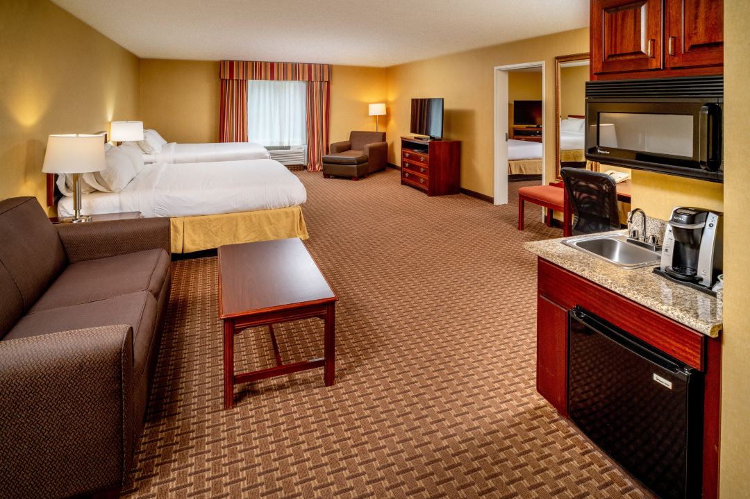 Holiday Inn Express & Suites Hazard