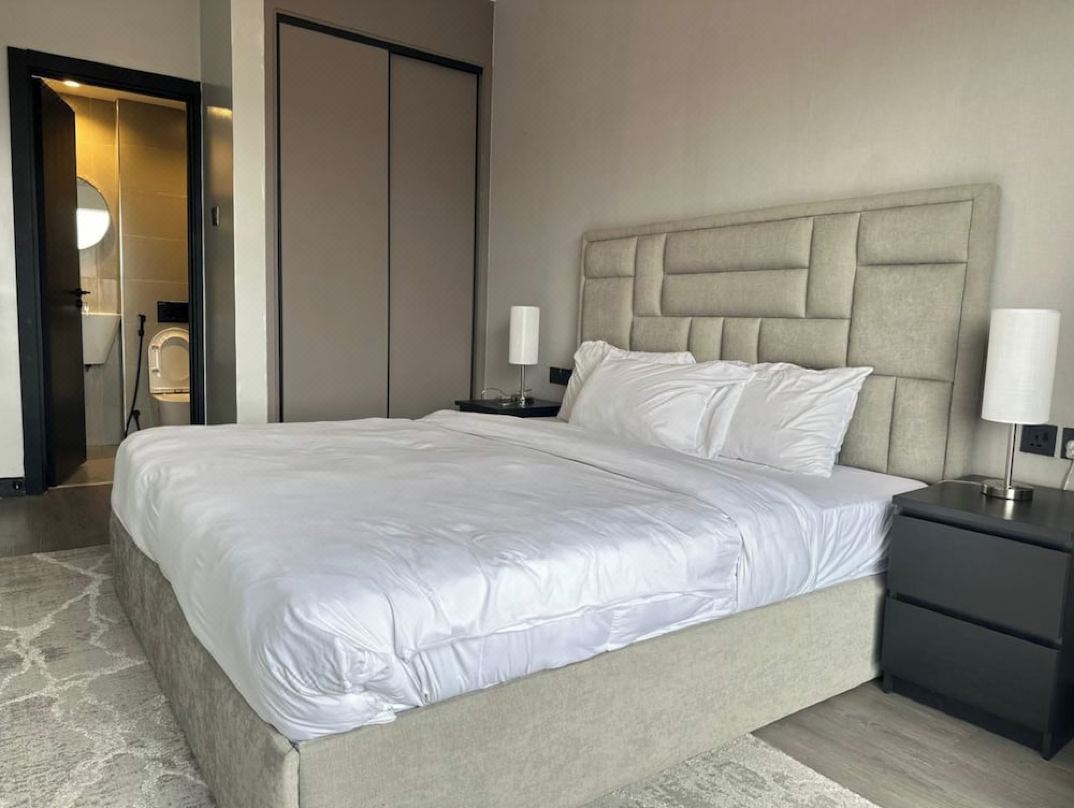 Escada Apartments