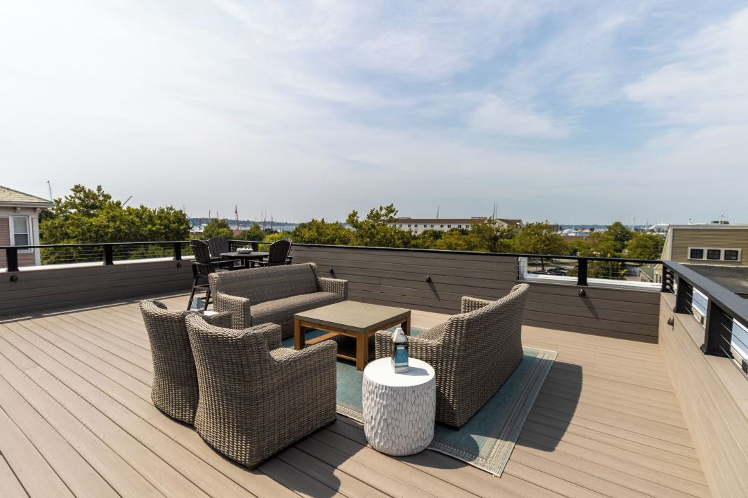 The Newport Lofts - 194 Thames Street