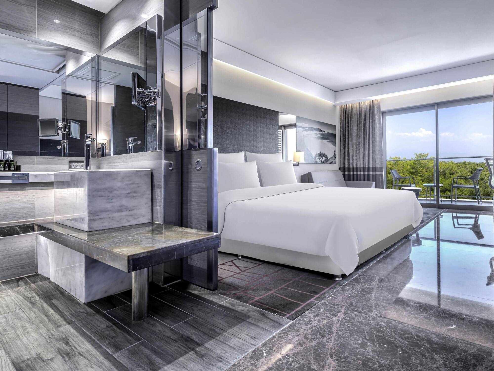 Rixos Premium Belek - the Land of Legends Access