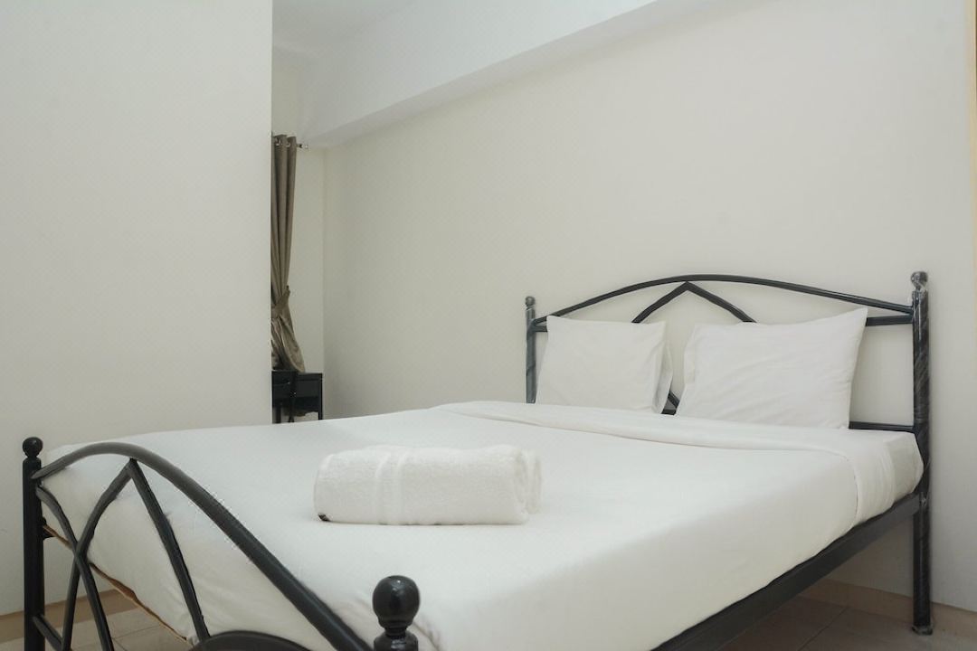 Comfy 2Br Apartment @ Springlake Summarecon