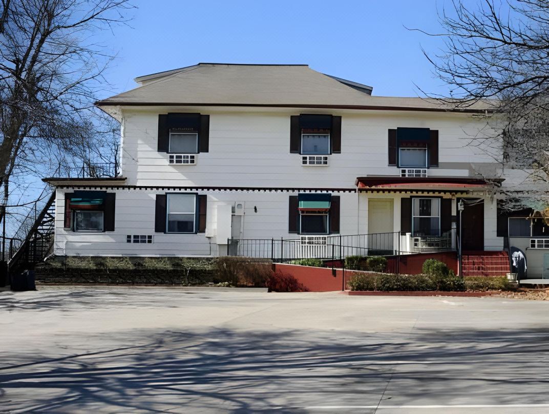 Woodstock Inn Bed & Breakfast
