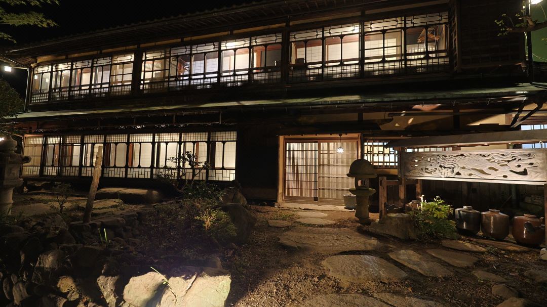Toraya Annex