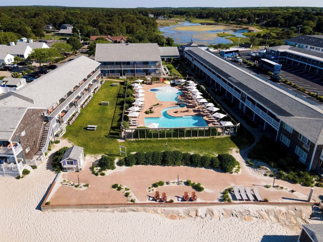 Riviera Beach Resort