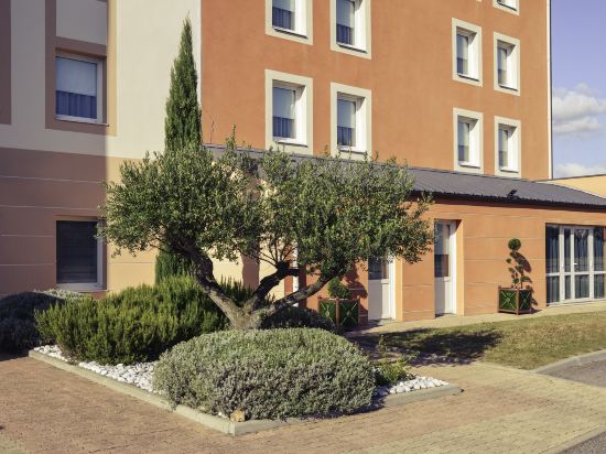 Mercure Lyon Est Chaponnay - Tap to explore photos