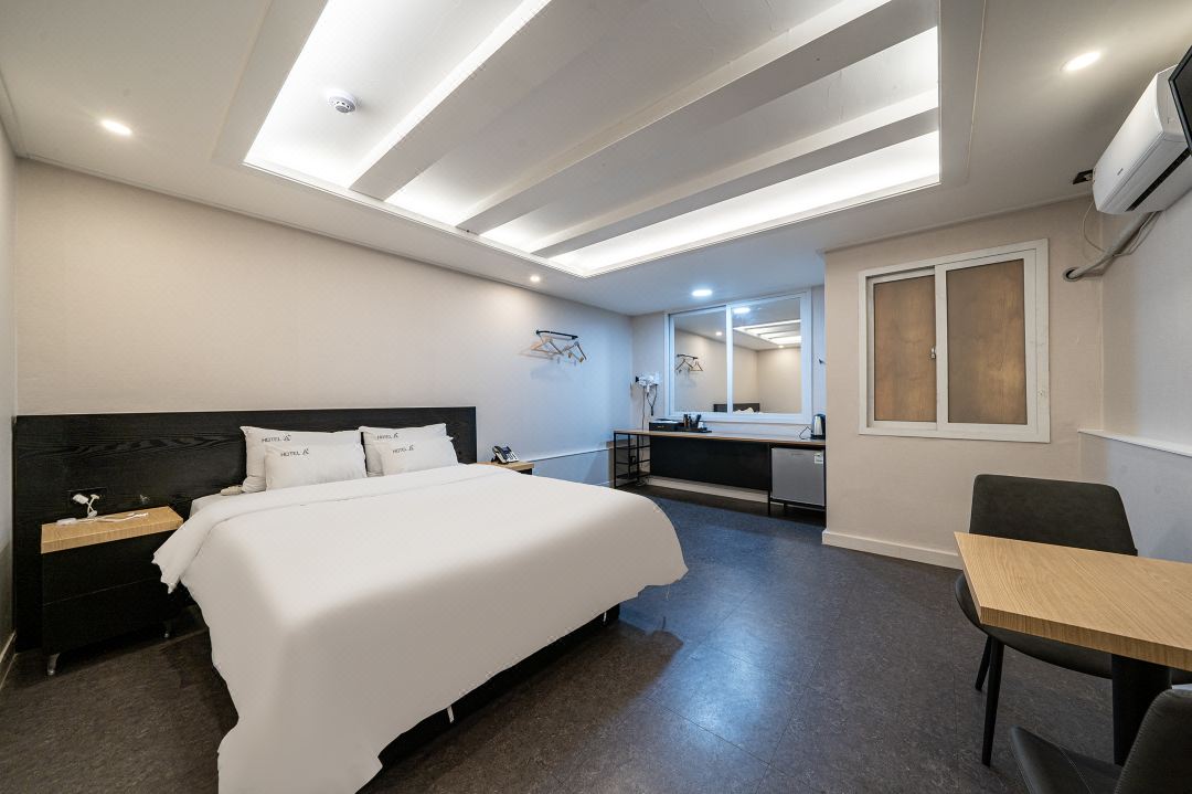 Hotel A Plus (A+) in Sanjeong-Dong, Jeonju