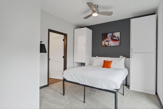 Cozysuites on Mass With Garage Parking 21