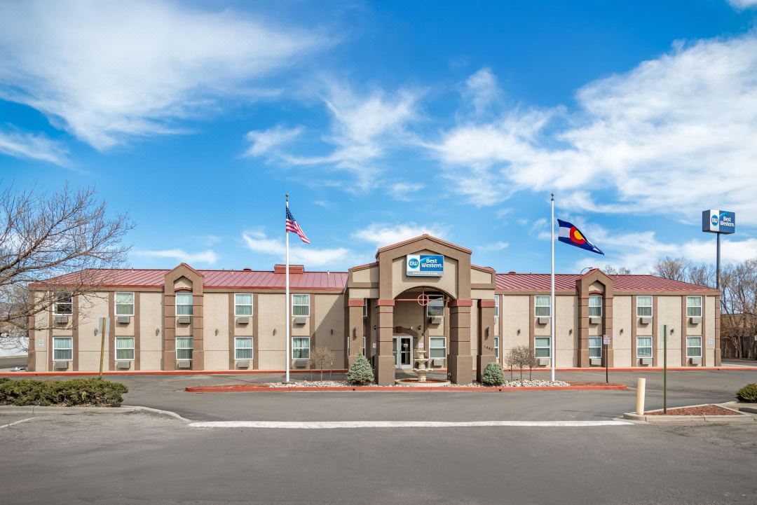 Best Western Executive Inn  Suites