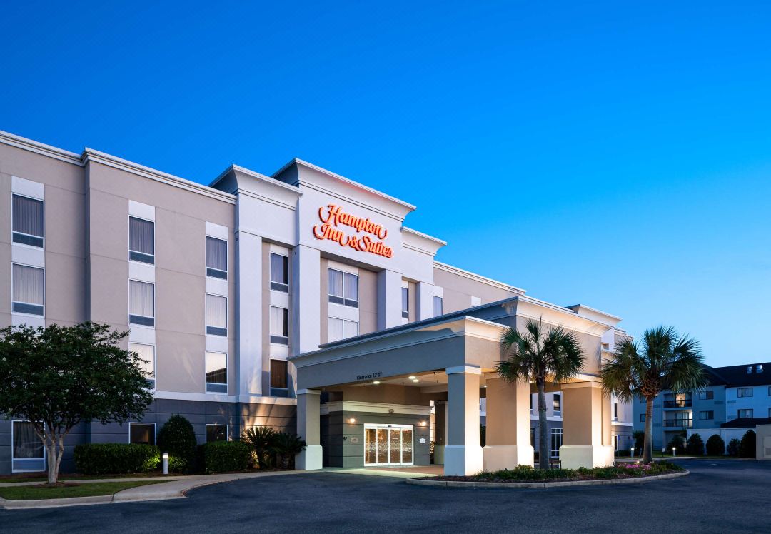 Hampton Inn & Suites Mobile I-65 @ Airport Blvd.