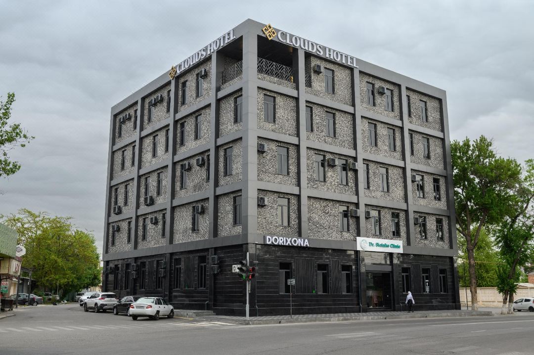 Clouds Hotel