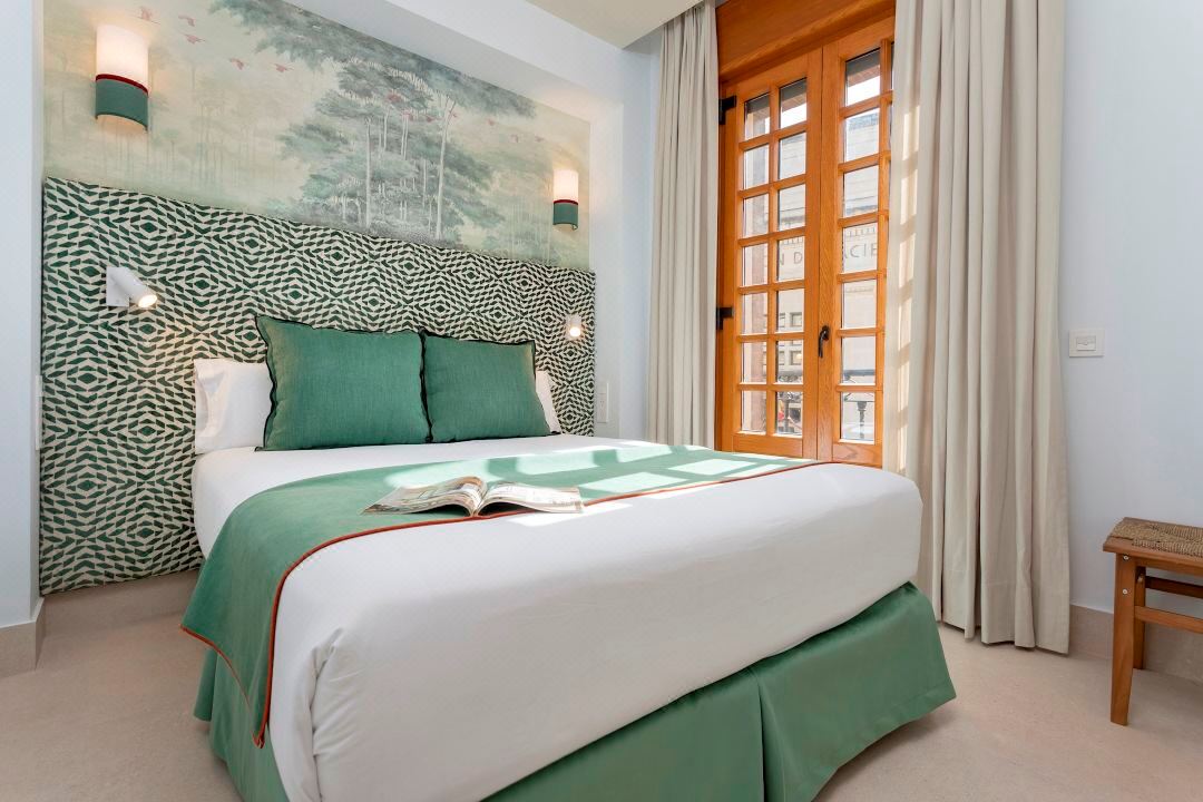 Bright Apartment in the heart of Seville. Tomás de Ibarra II