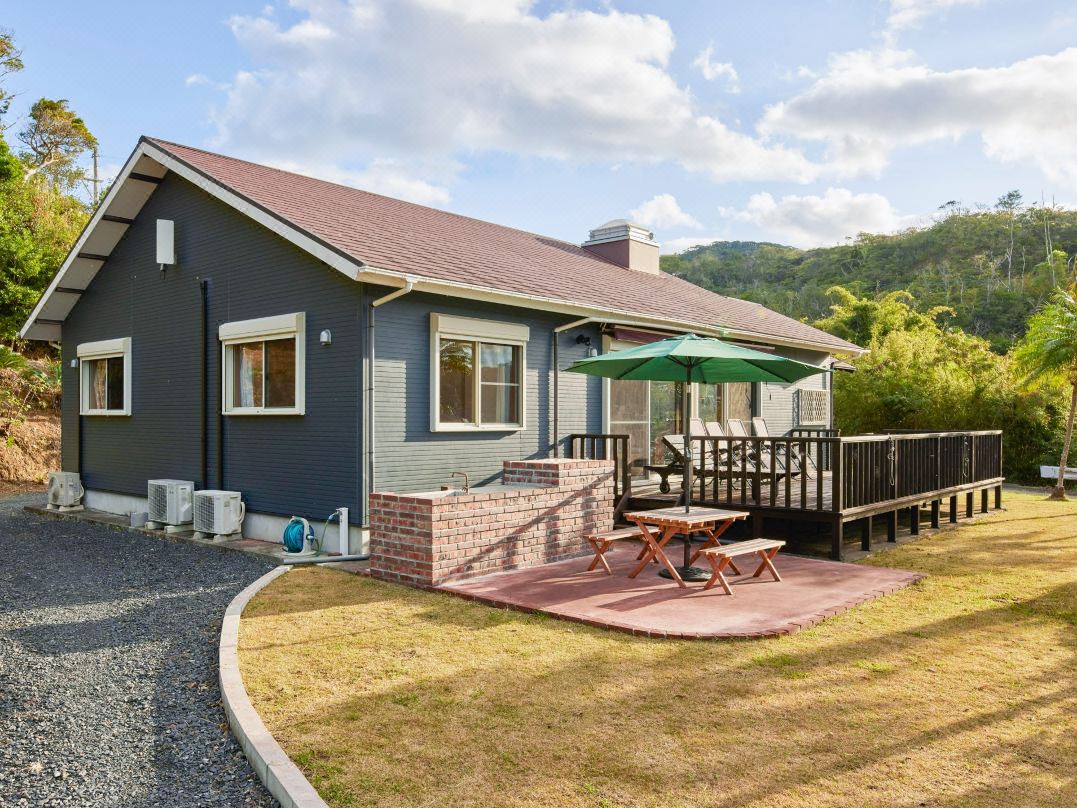 Villa AdanRose Amami